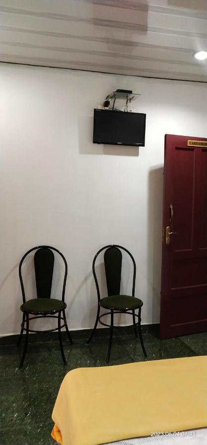 Floral Homestay تيكَدِيْ المظهر الخارجي الصورة